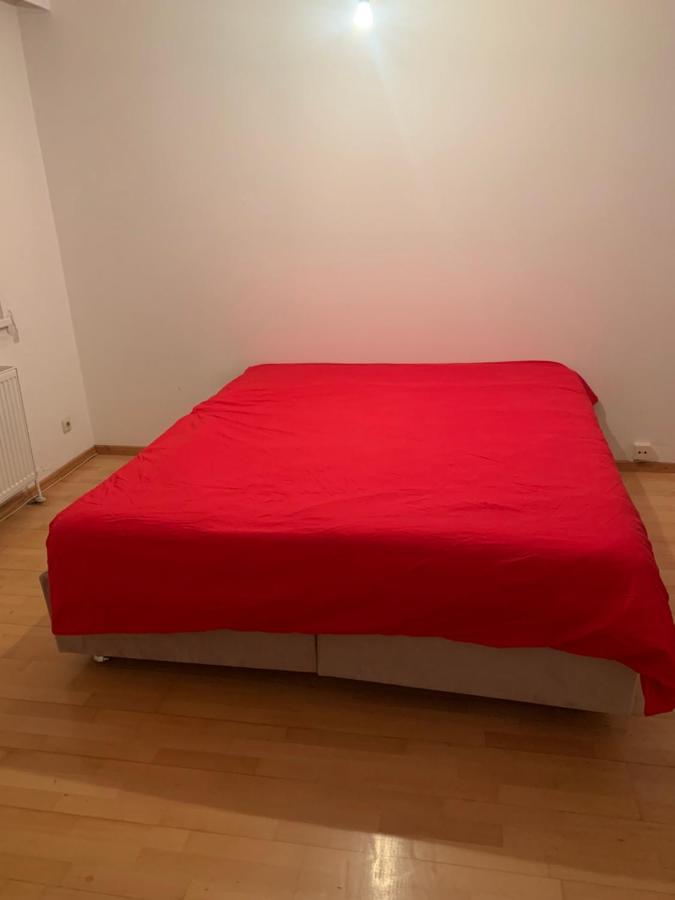 Sehr Schone Zimmer 1 In Wien Favoriten Buitenkant foto